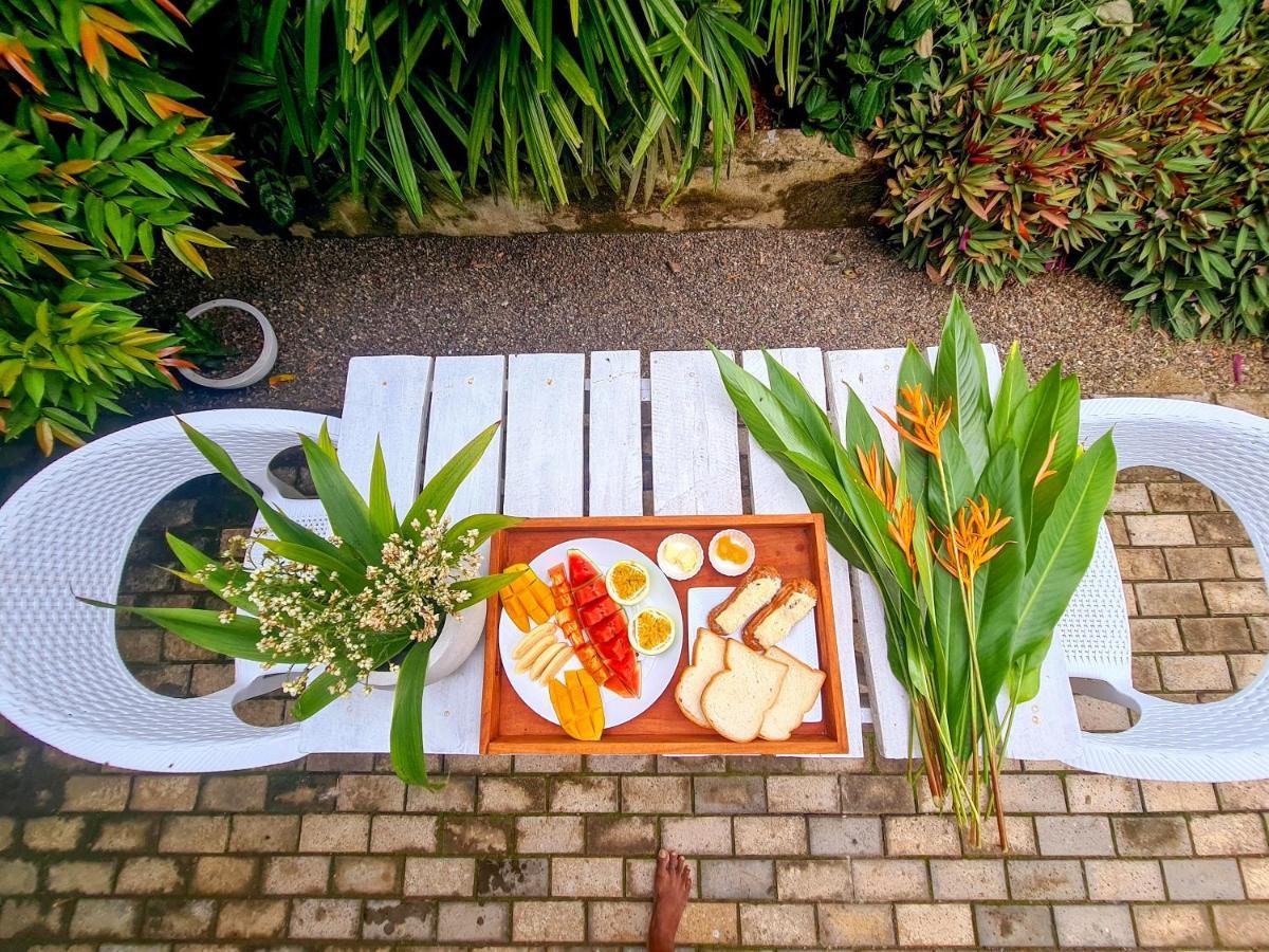 sahasna  Villa Unawatuna Exteriör bild